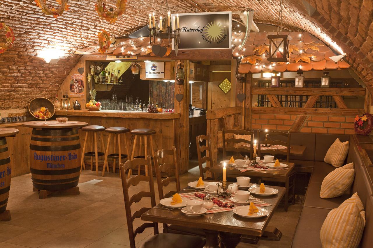 Kaiserhof Hotel Sonne Nördlingen Екстериор снимка