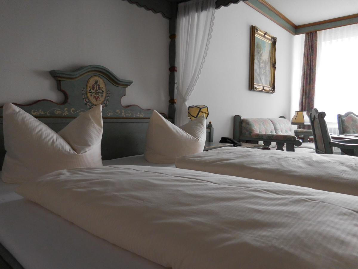 Kaiserhof Hotel Sonne Nördlingen Екстериор снимка