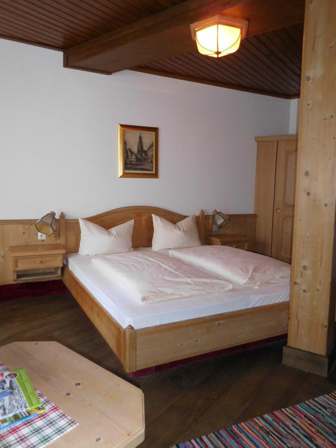 Kaiserhof Hotel Sonne Nördlingen Екстериор снимка