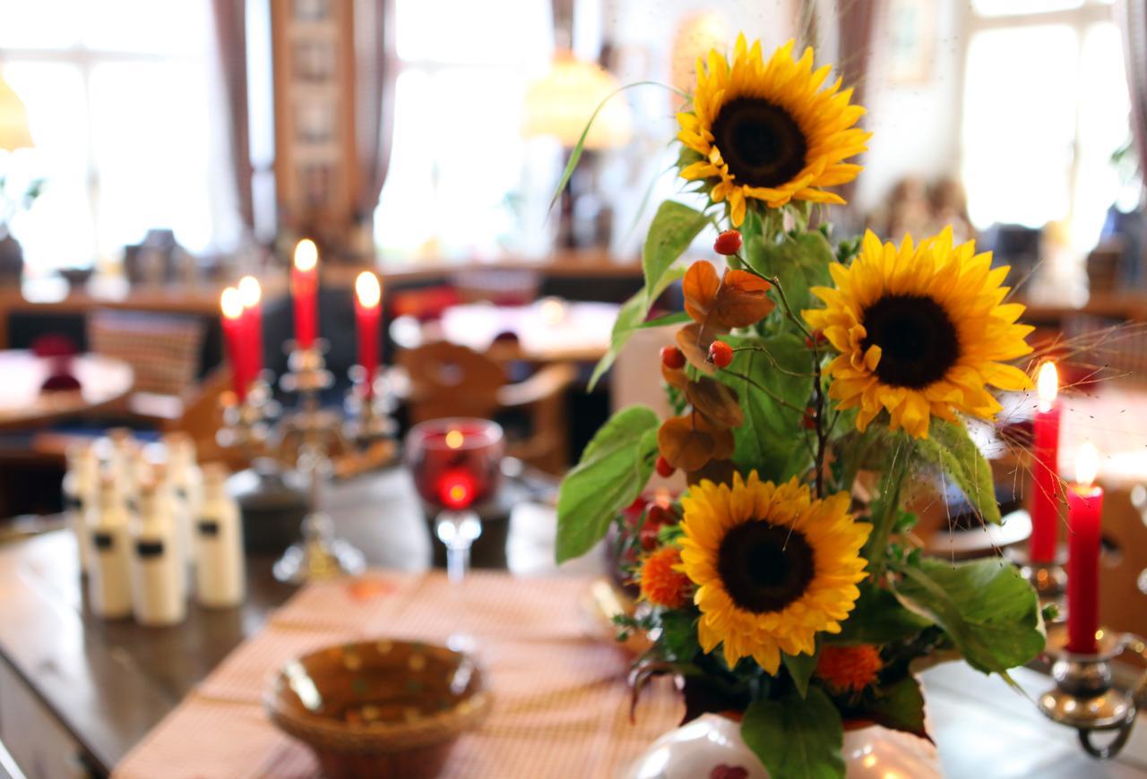 Kaiserhof Hotel Sonne Nördlingen Екстериор снимка